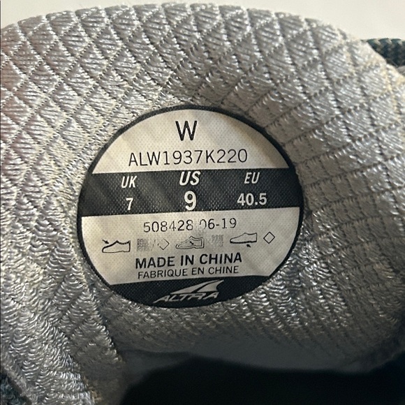 Altra Torin 4 Plush Running Shoe - Picture 6 of 8